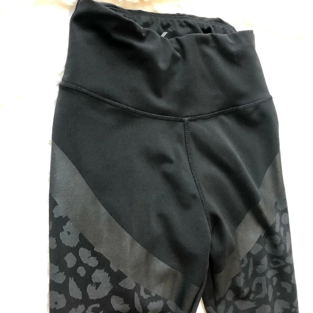 Better Sports‎ Performance Hi-Rise Cheetah Print Leggings - Women’s S